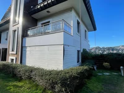 Acarkent'te Konaklar Manzaralı Asansörlü Büyük Bahçeli Satılık BR Villa 6
