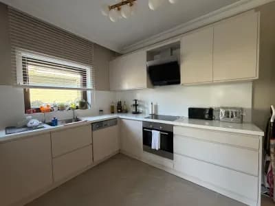 Acarkent'te Düz Girişli ve Büyük Bahçeli Modern Satılık Villa 3