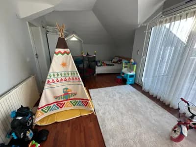 Acarkent'te İçi Yenilenmiş Satılık B Tipi Villa 3