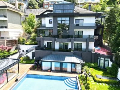 Acarkent'te 5 Katlı Harici Müştemilatlı Modern BR Satılık Villa 2