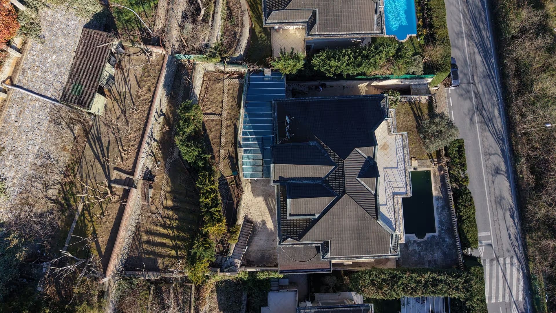 Acarkent'te Orman Manzaralı Güney Cepheli BR Satılık Villa 4