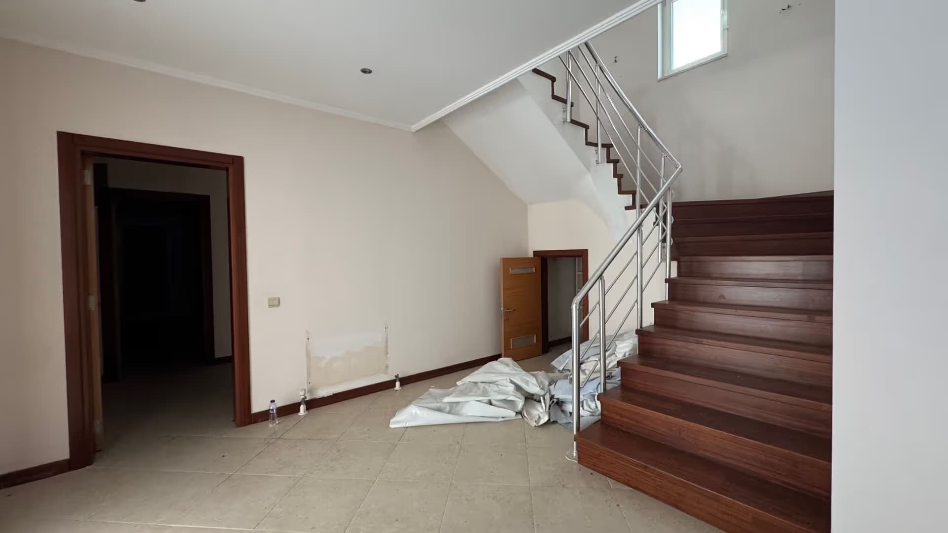 Acarkent'te Orman Manzaralı Güney Cepheli BR Satılık Villa 9