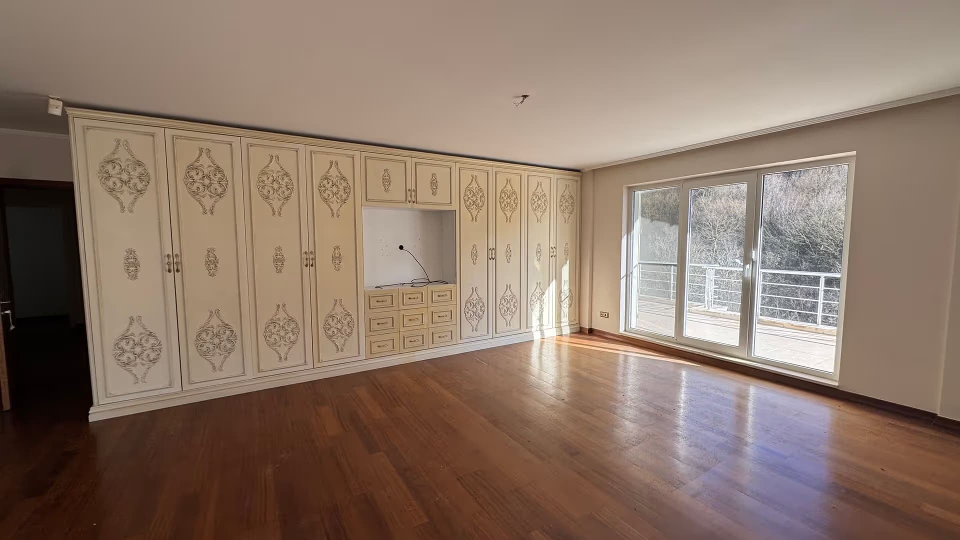 Acarkent'te Orman Manzaralı Güney Cepheli BR Satılık Villa 15