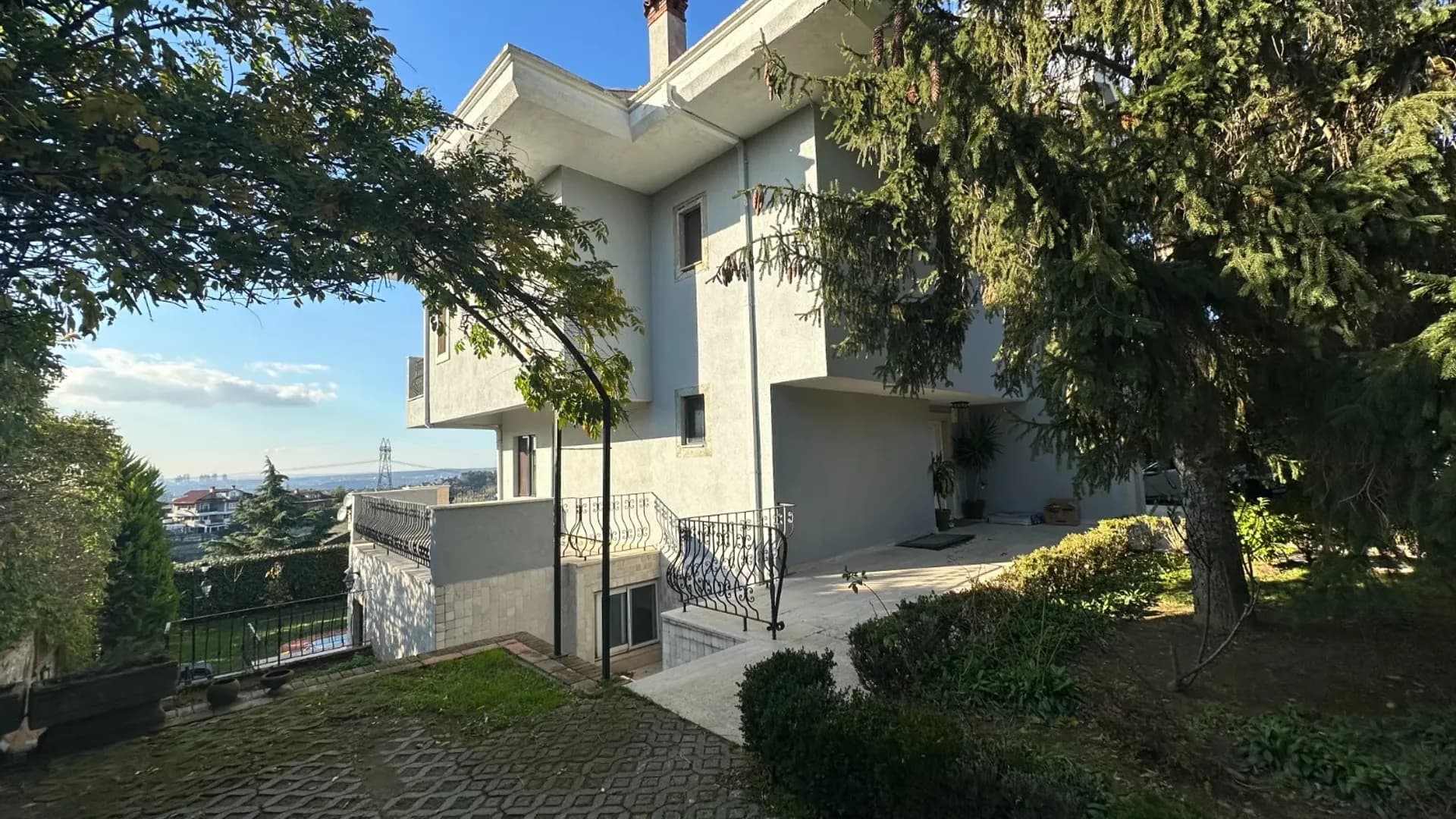 Acarkent'te İçi Yenilenmiş Satılık B Tipi Villa 9