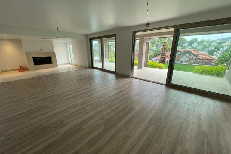 Acarkent'te Satılık Yenilenmiş Satılık Ticari Villa 8