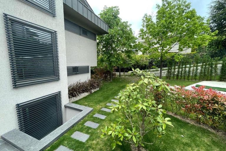 Acarkent'te Satılık Yenilenmiş Satılık Ticari Villa 4