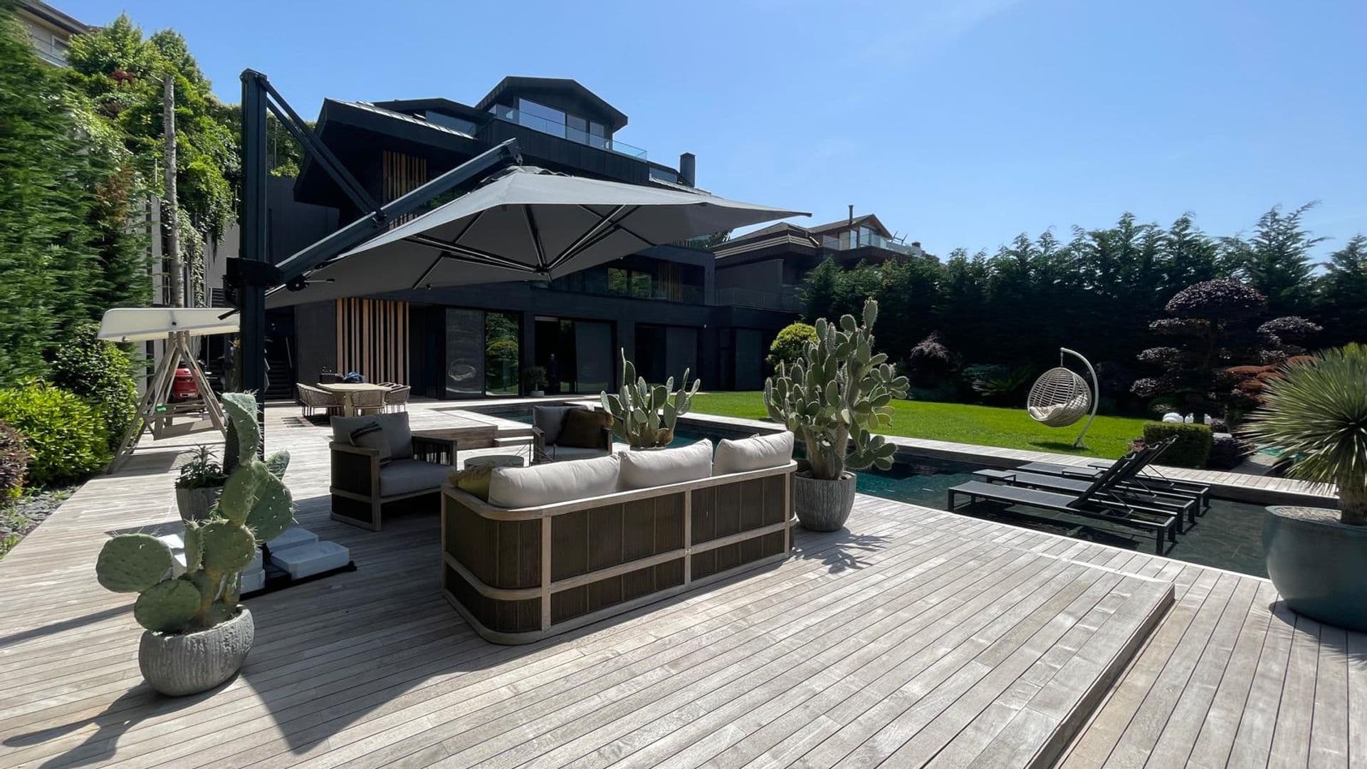 Acarkent'te İzole Bahçeli Özel Tasarımlı Satılık Sıfır Villa 13