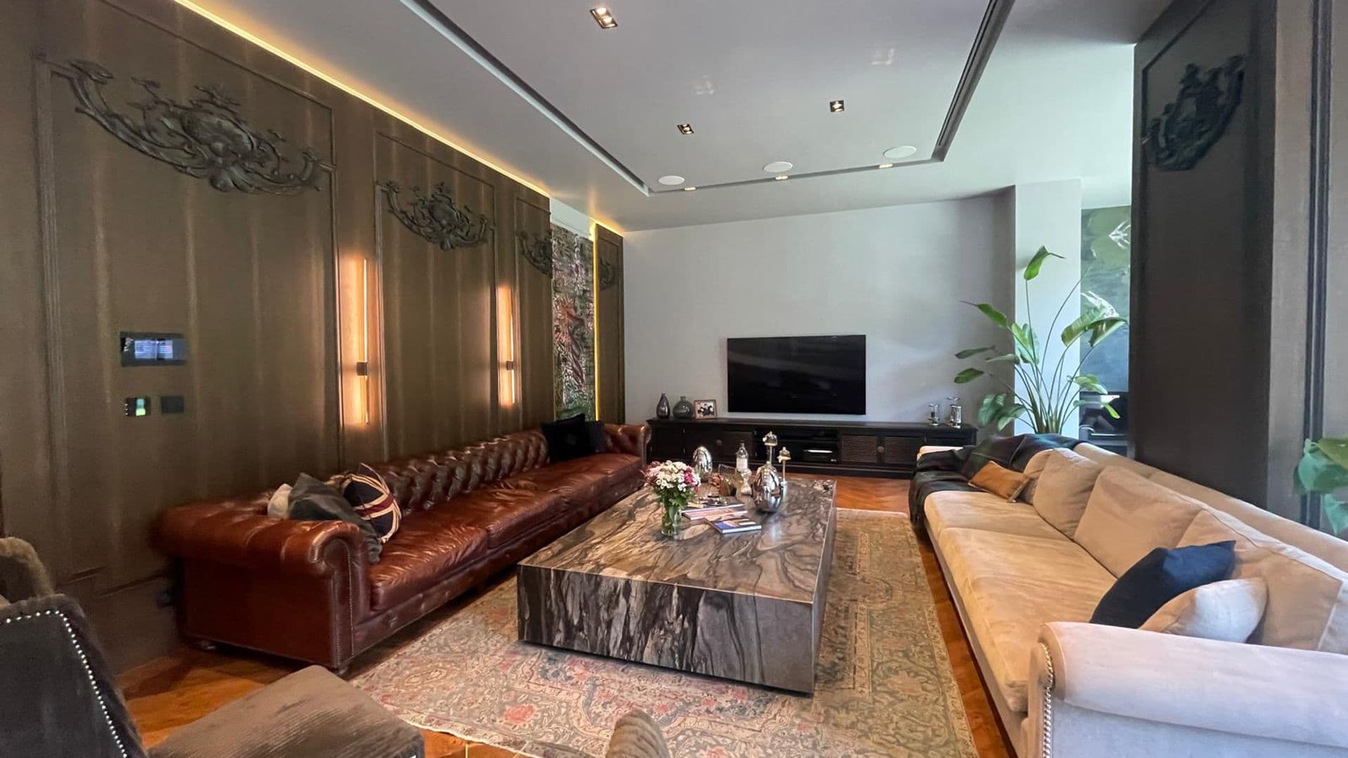 Acarkent'te İzole Bahçeli Özel Tasarımlı Satılık Sıfır Villa 6