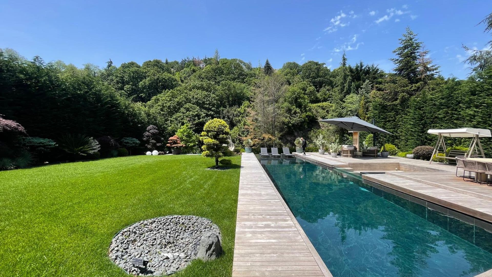 Acarkent'te İzole Bahçeli Özel Tasarımlı Satılık Sıfır Villa 4