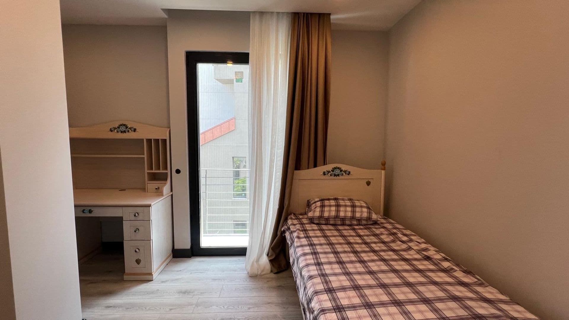 Reşadiye'de Müstakil Havuzlu Modern Sıfır Kiralık Villa 6