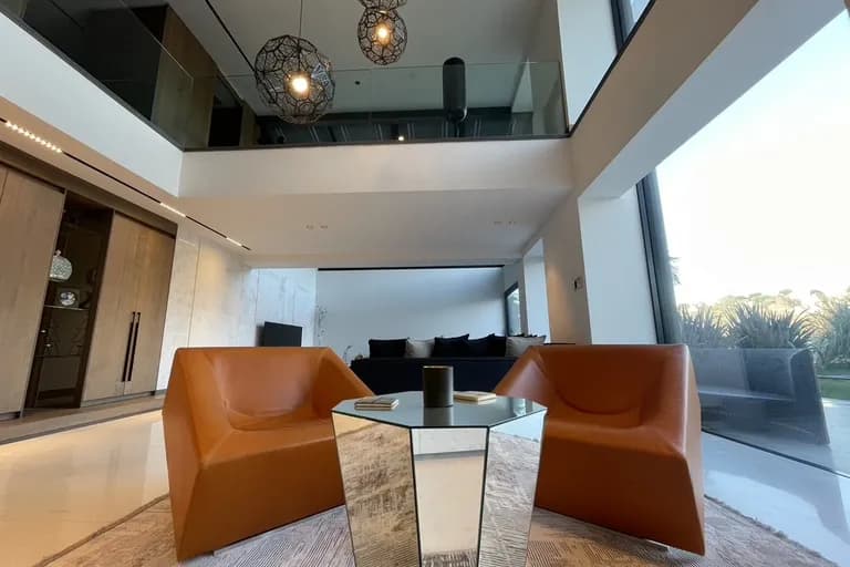 Acarkent'te Sıradışı Ultra Lüks Eşyalı Satılık Villa 4