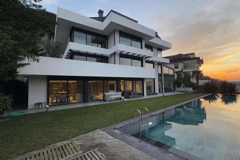 Acarkent'te Sıradışı Ultra Lüks Eşyalı Satılık Villa 20